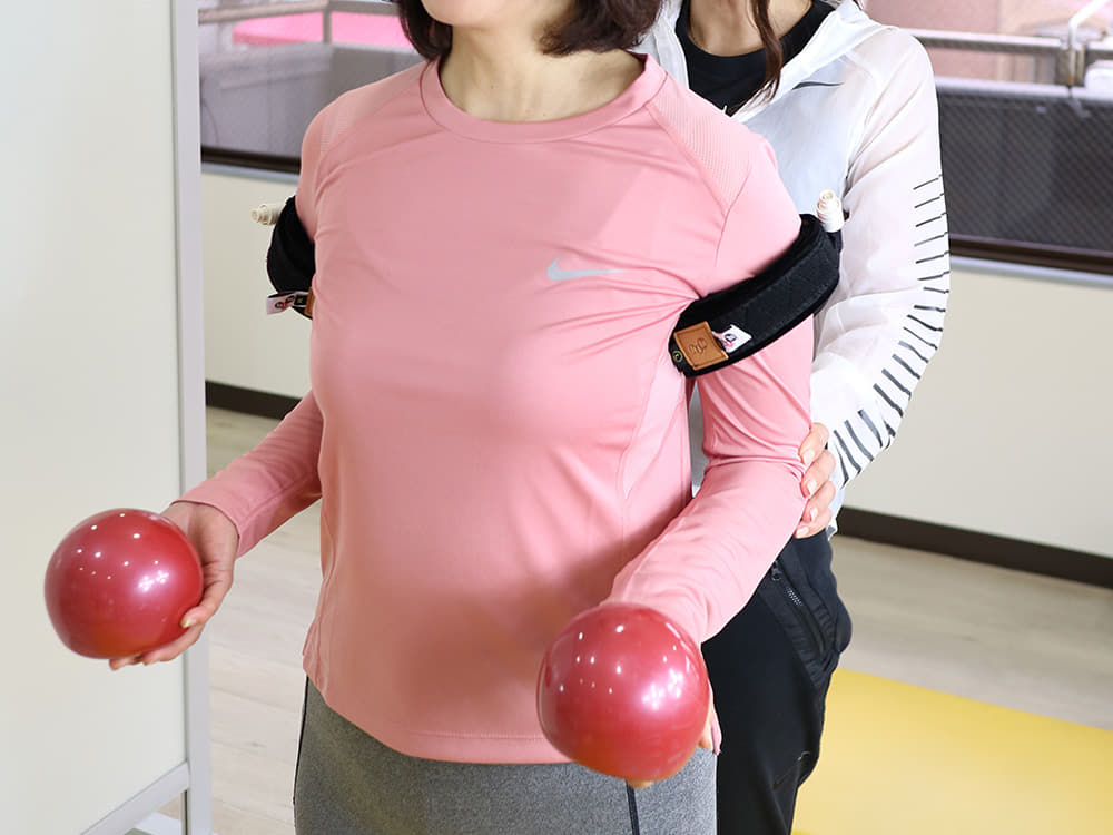 二の腕シェイプ